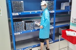 為半導體貨架選擇優質長效防靜電膠皮需要考慮哪些因素？