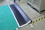 監控室地面防靜電地板起翹開裂了怎么辦？